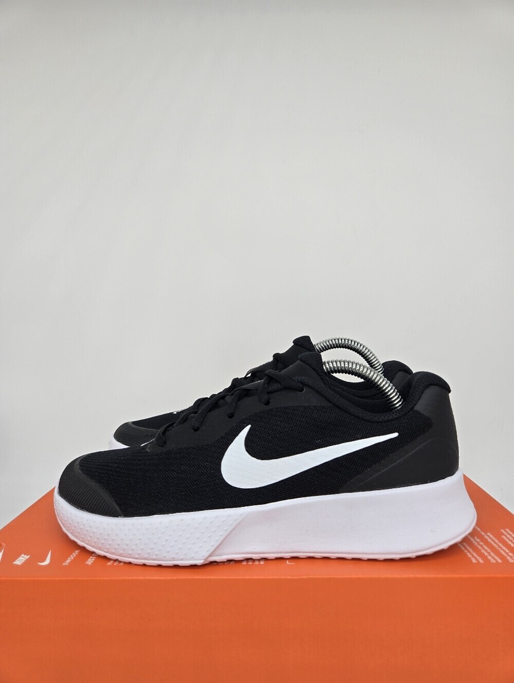 Nike Vapor Lite 3 Women's Hard Court Tennis Shoes Size 6